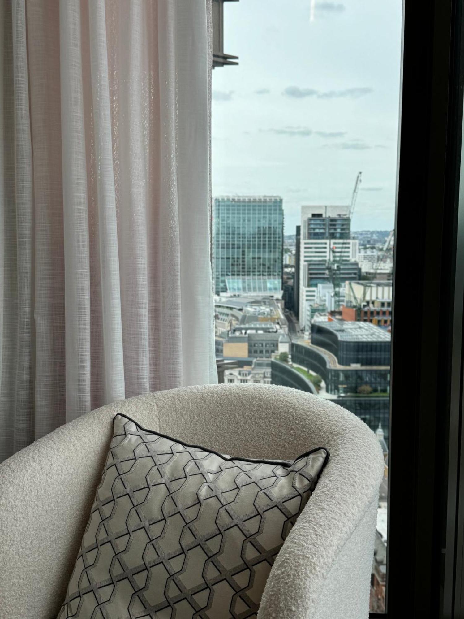 One Bedroom Flat In The Centre