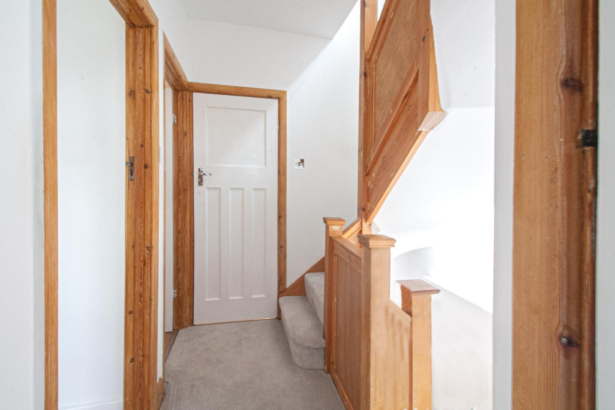 Beautiful 4 Bedroom With Garden Sleeps 10 London