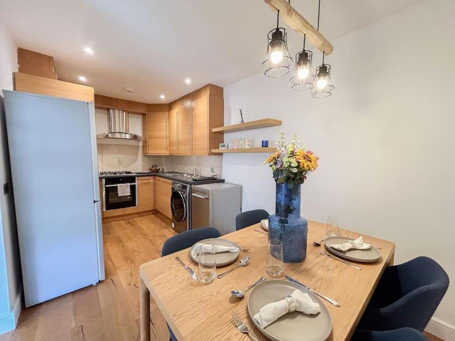 Apartment Two Bedroom Notting Hill Delight London