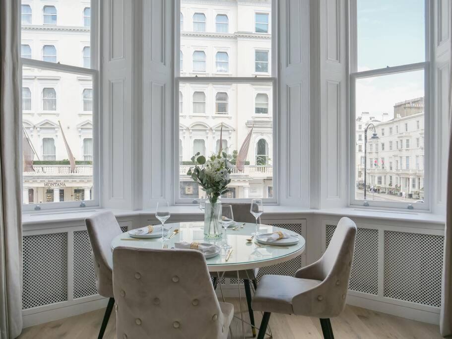 Stylish And 1 Bedroom Leilighet London