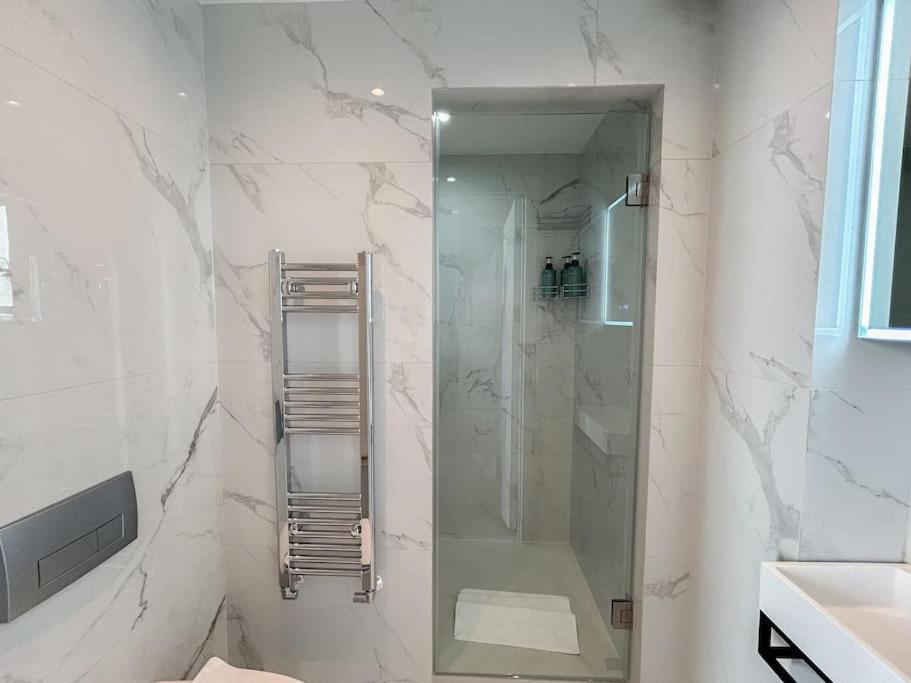 Leilighet Stylish And 1 Bedroom *