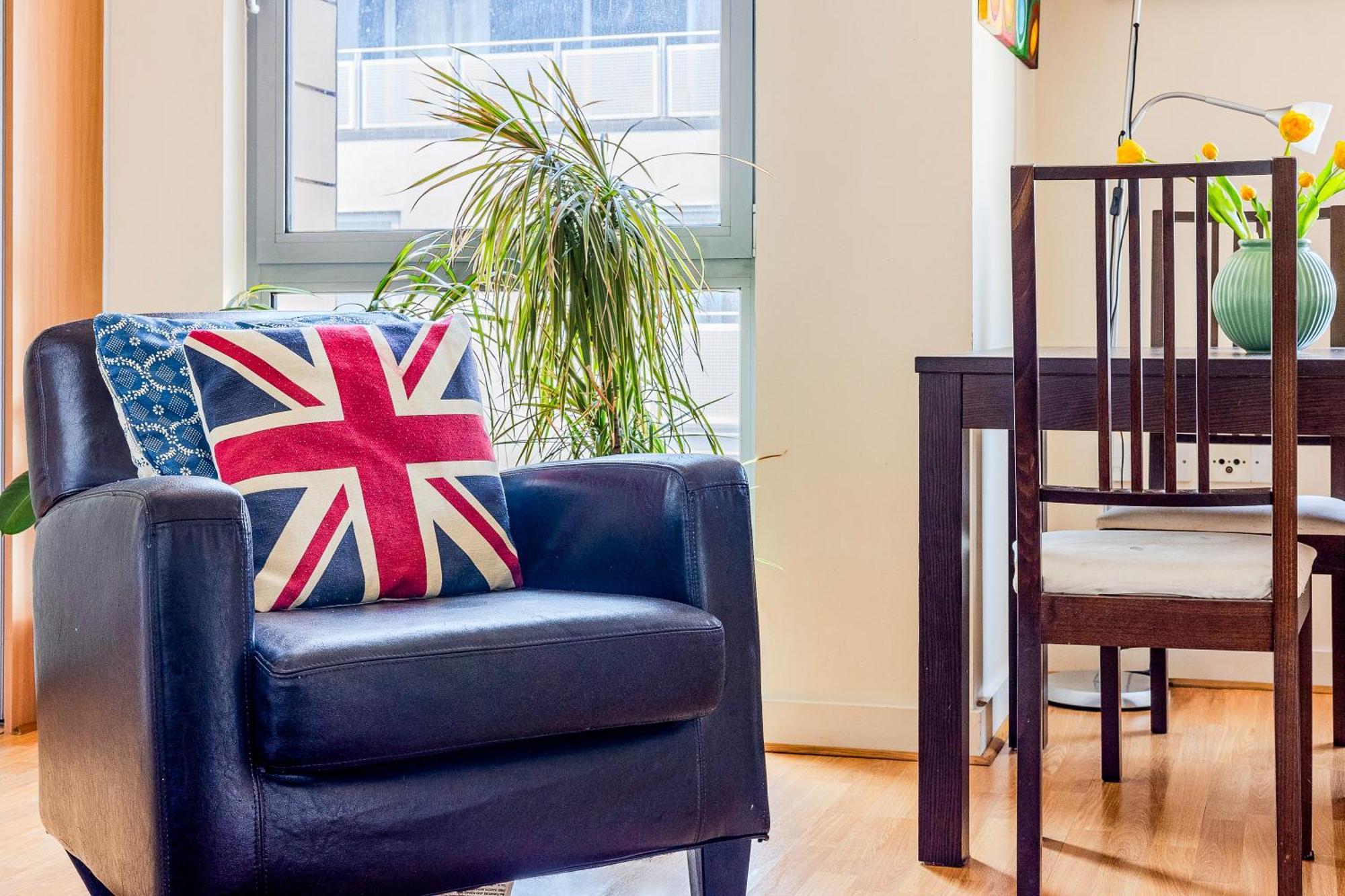 Apartamento Peaceful In Deptford, 5 Mins Dlr Londres