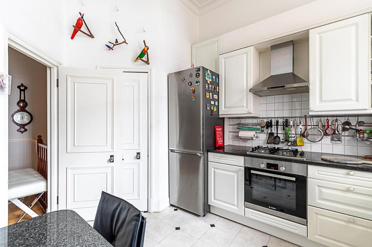 Elegant Two-bedroom Flat In Evelyn Gardens Apartment *