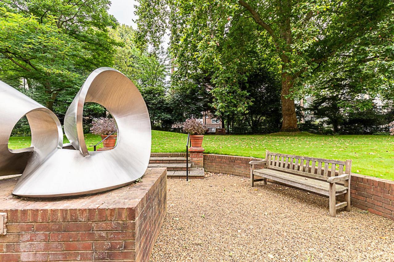 Elegant Two-bedroom Flat In Evelyn Gardens Apartment *