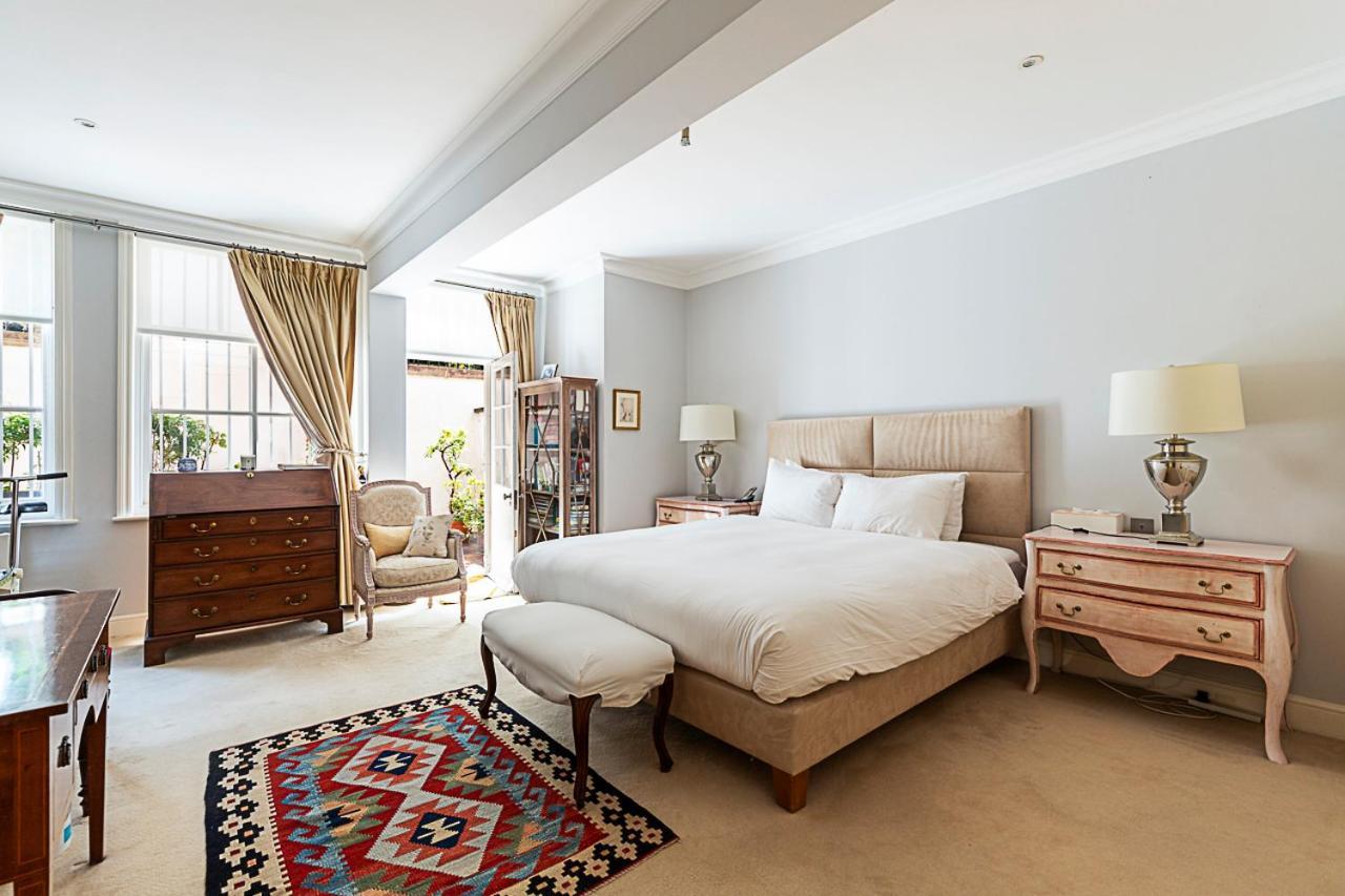 Elegant Two-bedroom Flat In Evelyn Gardens Apartment *