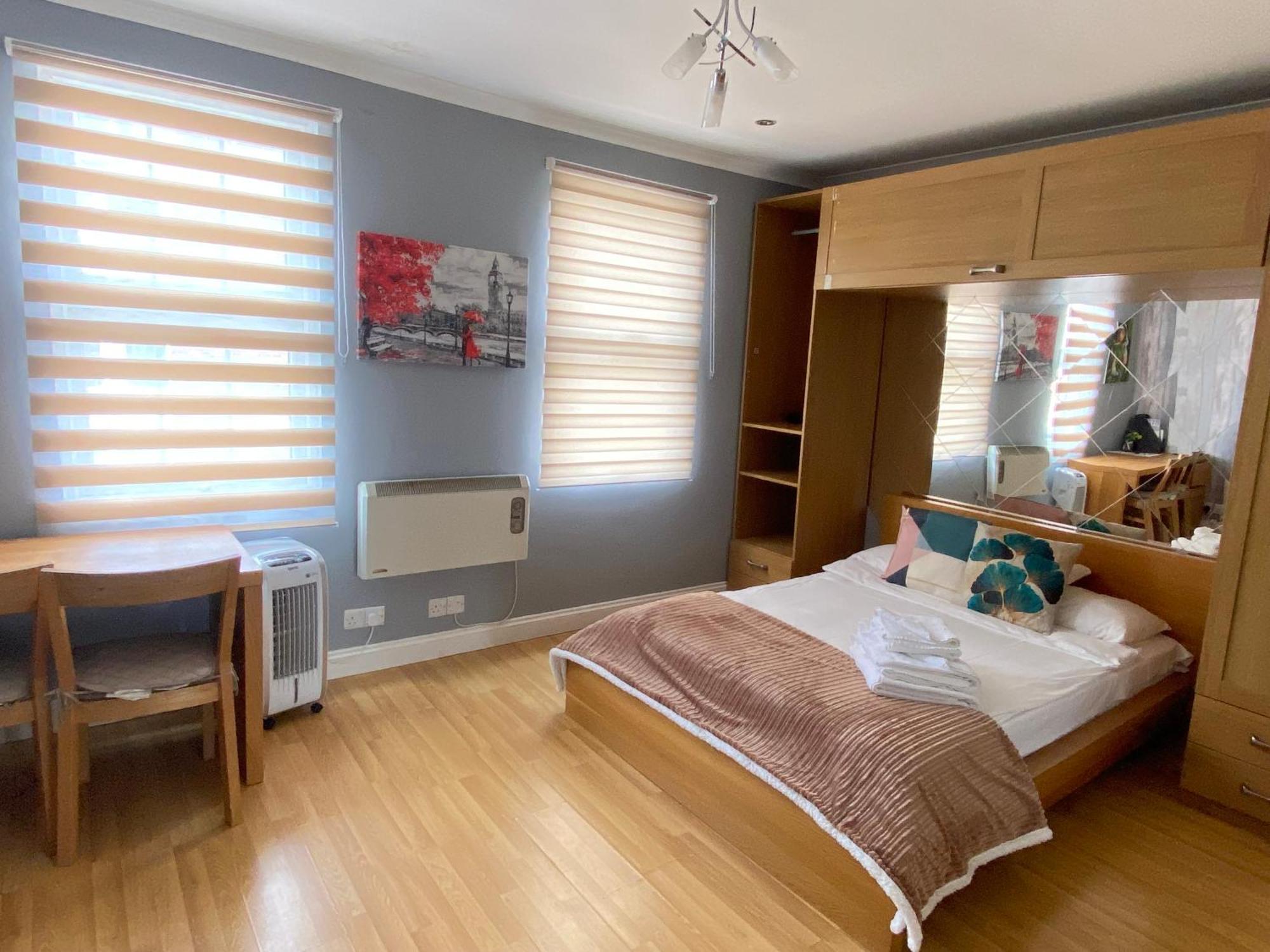 Centre Chic In Apartment London