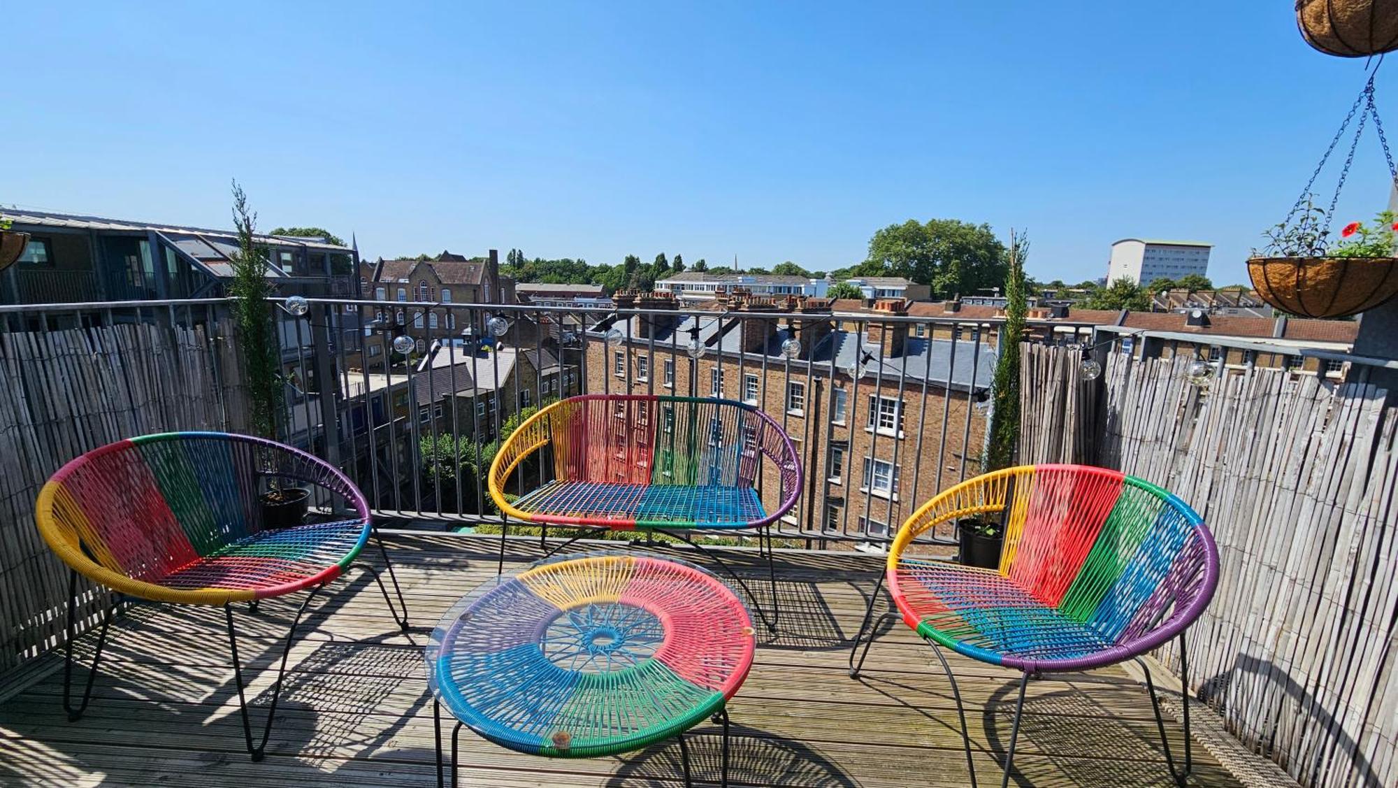 Roof Terrace, 2-bed 2-bath, Stoke Newington