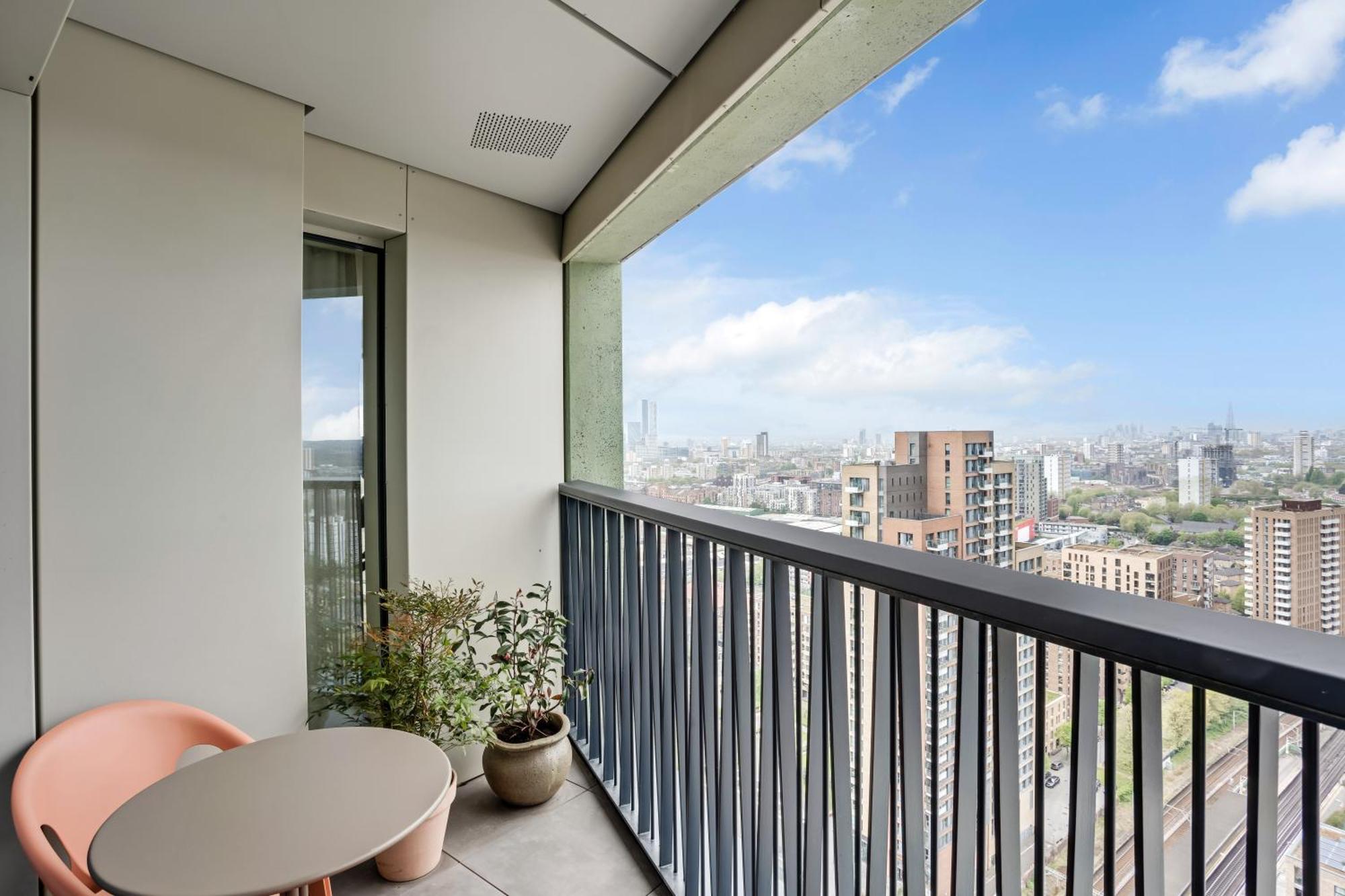Riverstone Heights * London