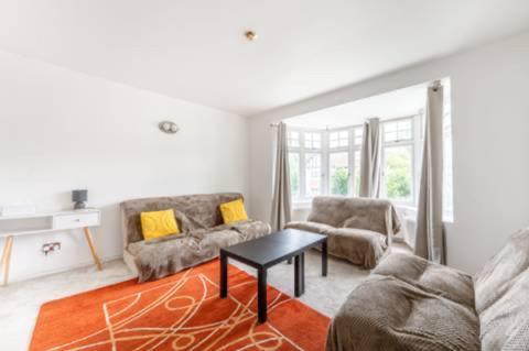 Apartment Modern Spacious 4-bed House *