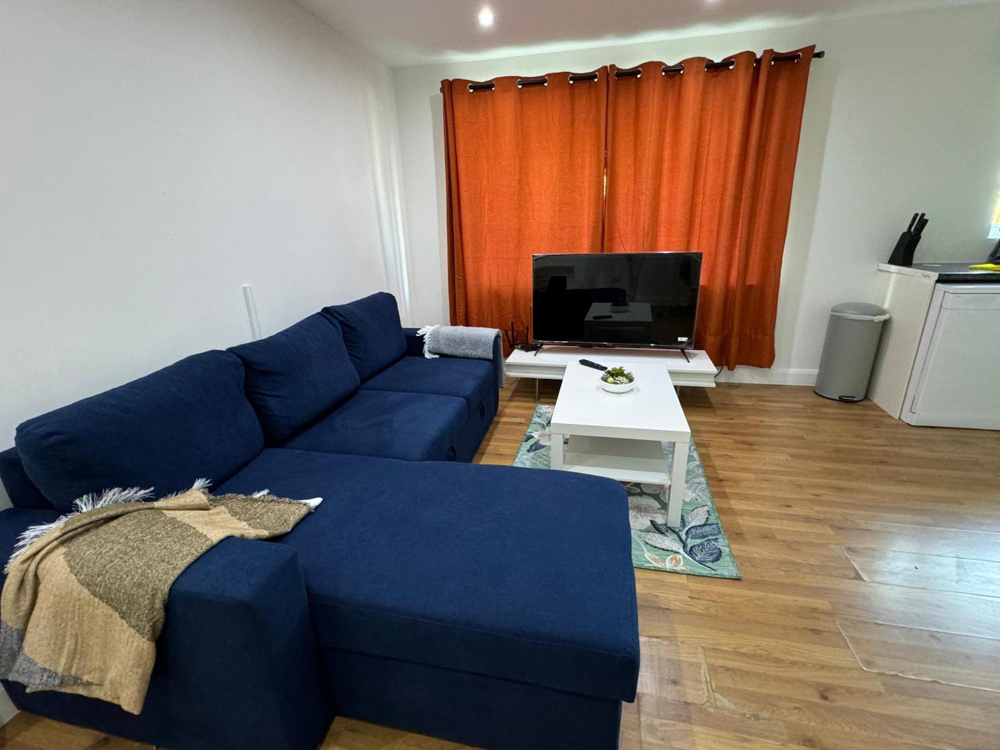 London Apartment * London