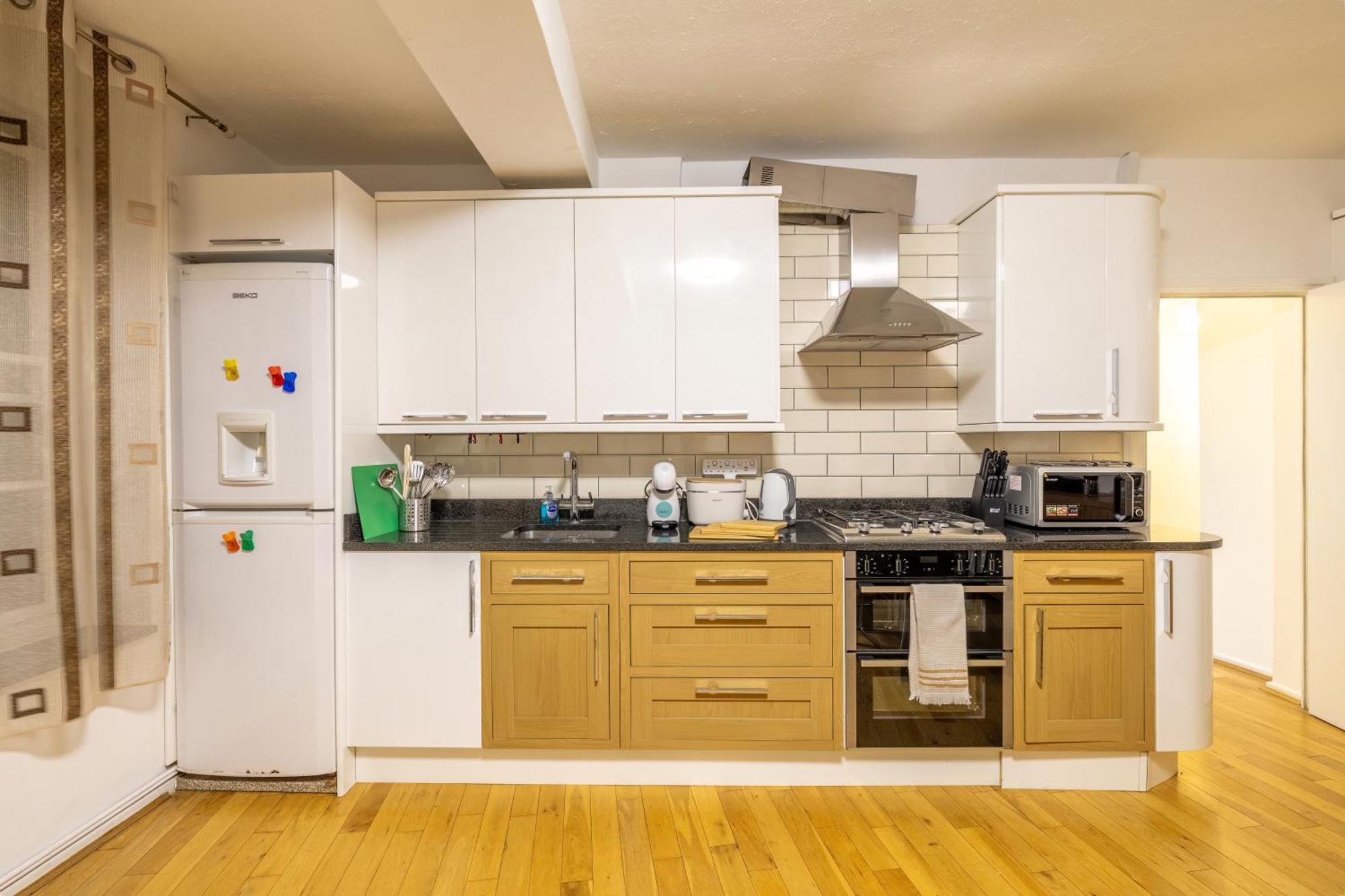 Apartment Quiet Location In London, Close To Paddington, Regent Park, Lord's Cricket, Late Check-in