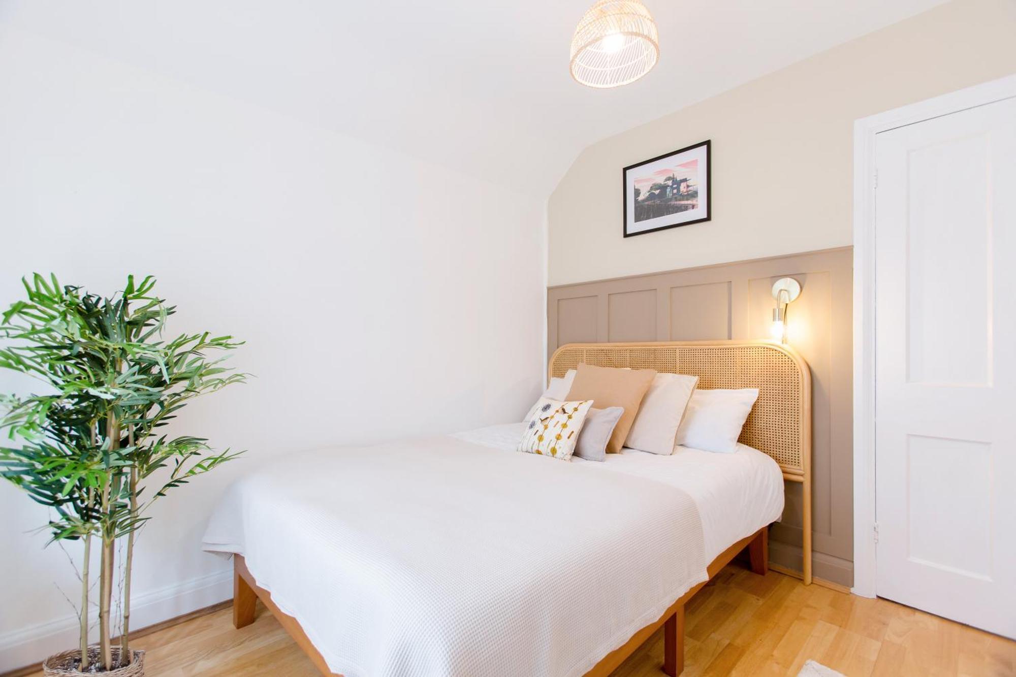 3-bed House - Next To Olympic Park & Westfield Ferienhaus *