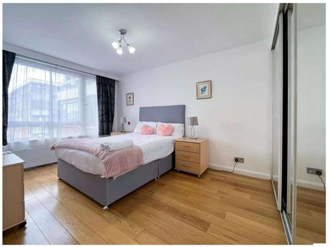 Apartment Off 14 London