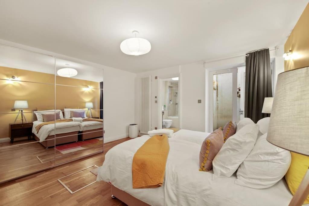 Stylish In Euston And Near Camden With Private Roof Terrace * Londen