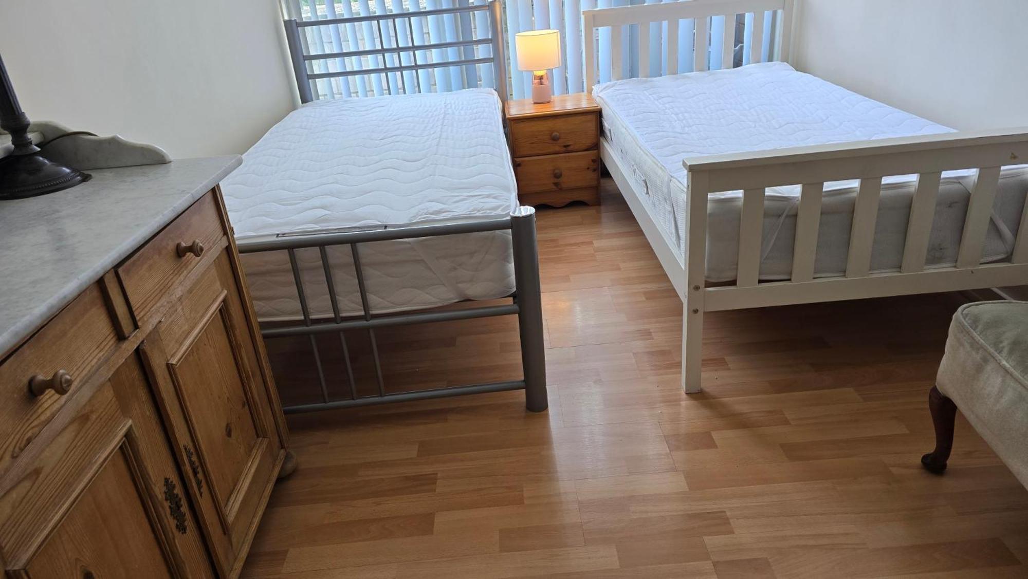 2 Bed * London