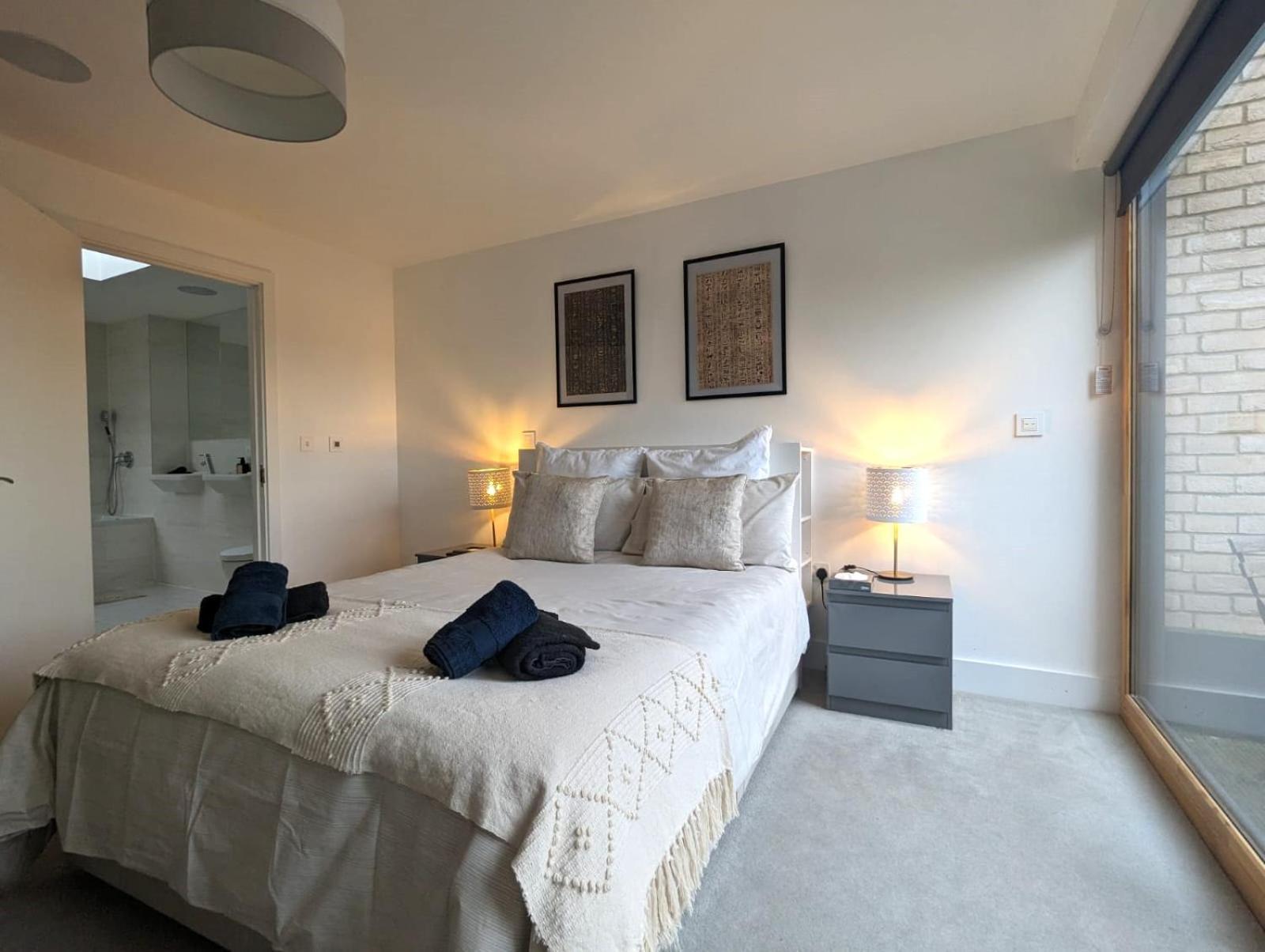 Luxurious & Modern Townhouse In Hammersmith * London