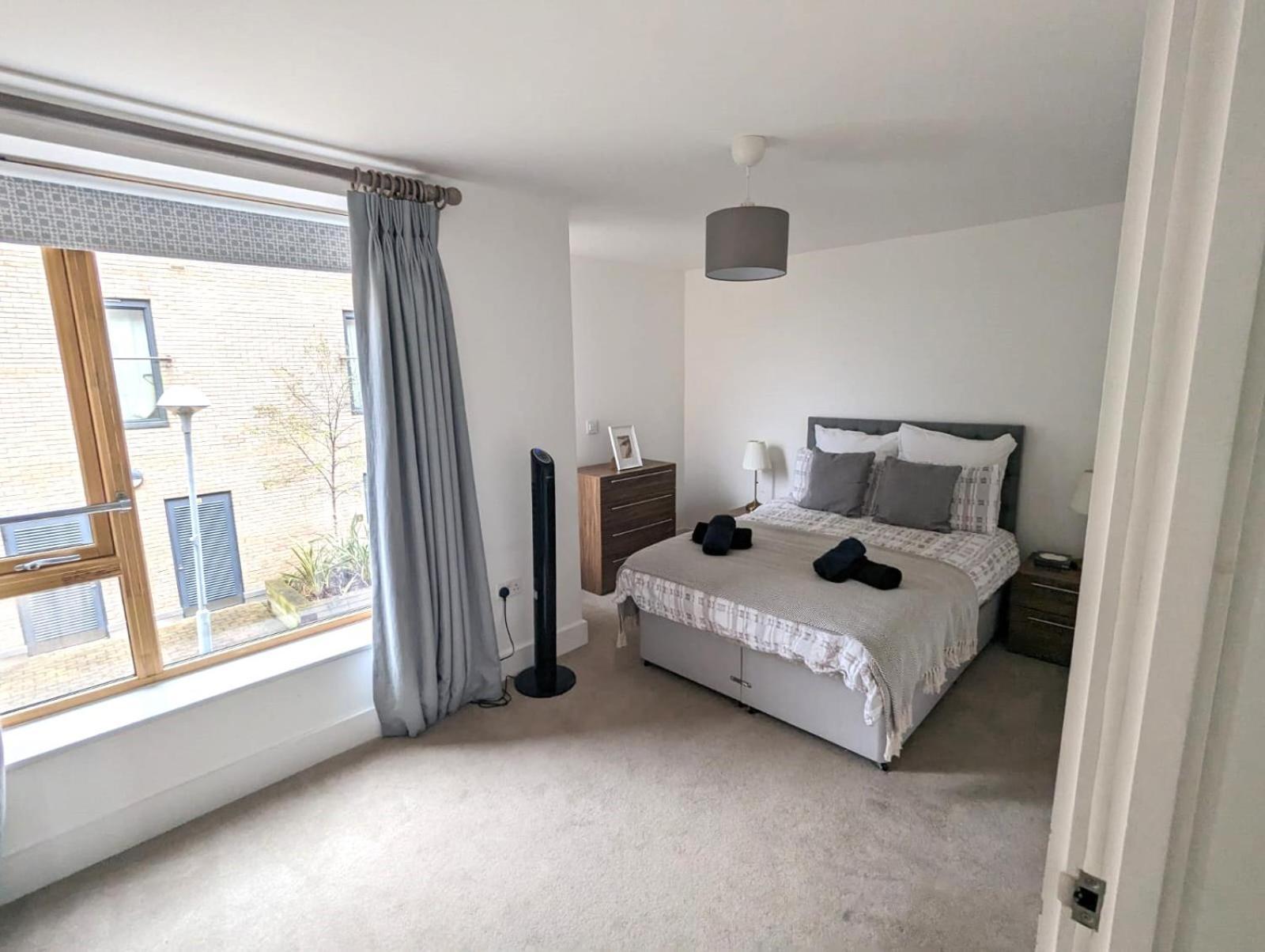 Luxurious & Modern Townhouse In Hammersmith Apartment