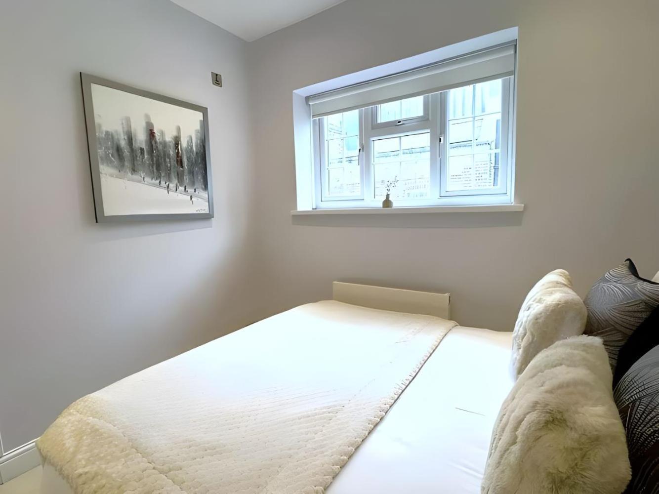 4million Pound Beautiful Mayfair House By Park Lane With Private Roof Terrace * London