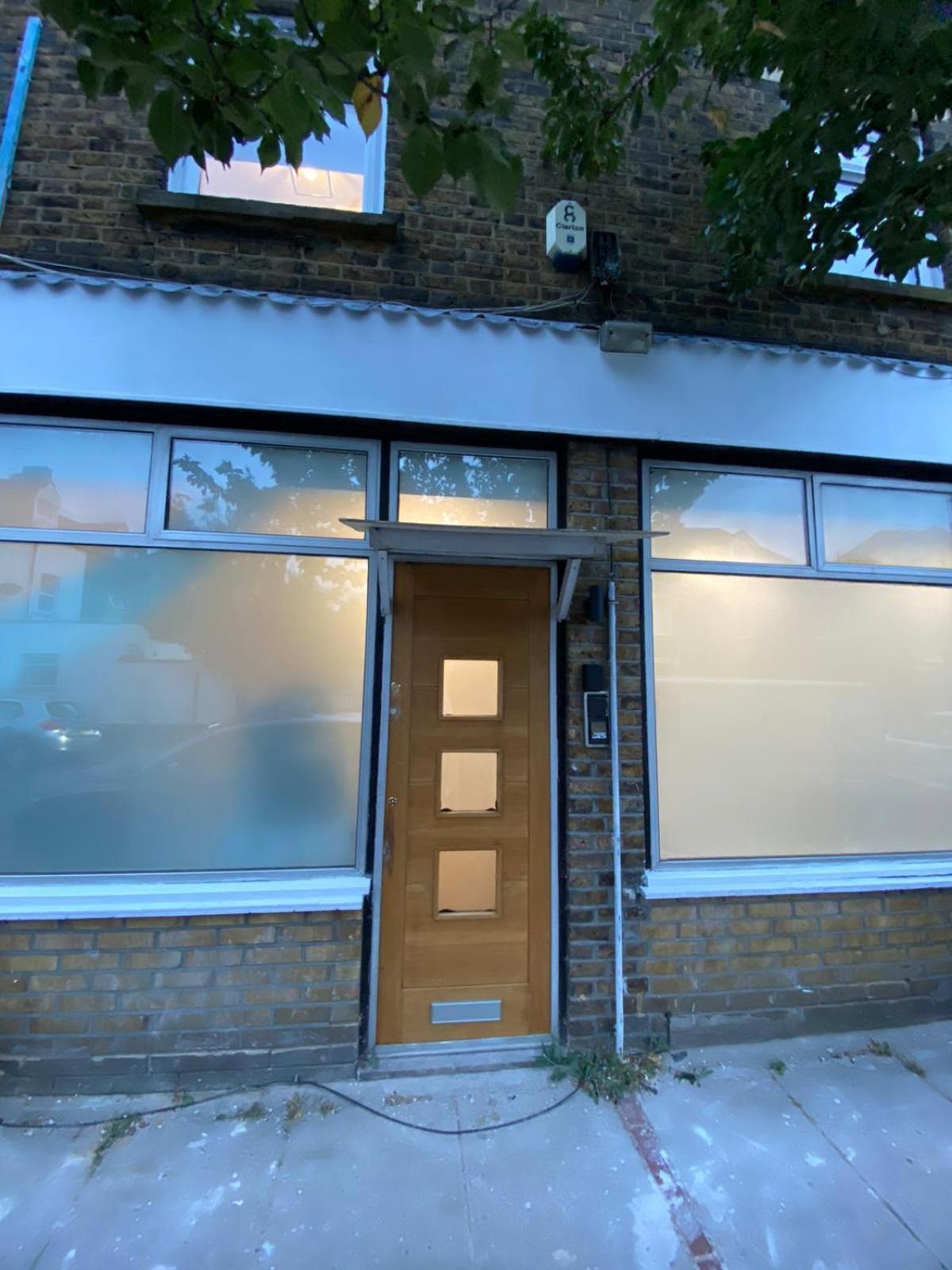 Beautiful Newly Renovated House Sleeps 6 People, Only 12 Minutes By Tube To Oxford Circus Londen