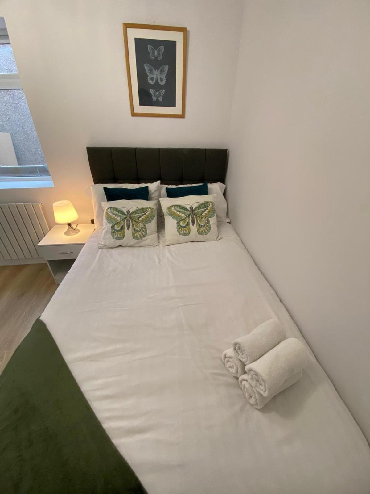 Beautiful Newly Renovated House Sleeps 6 People, Only 12 Minutes By Tube To Oxford Circus Londen