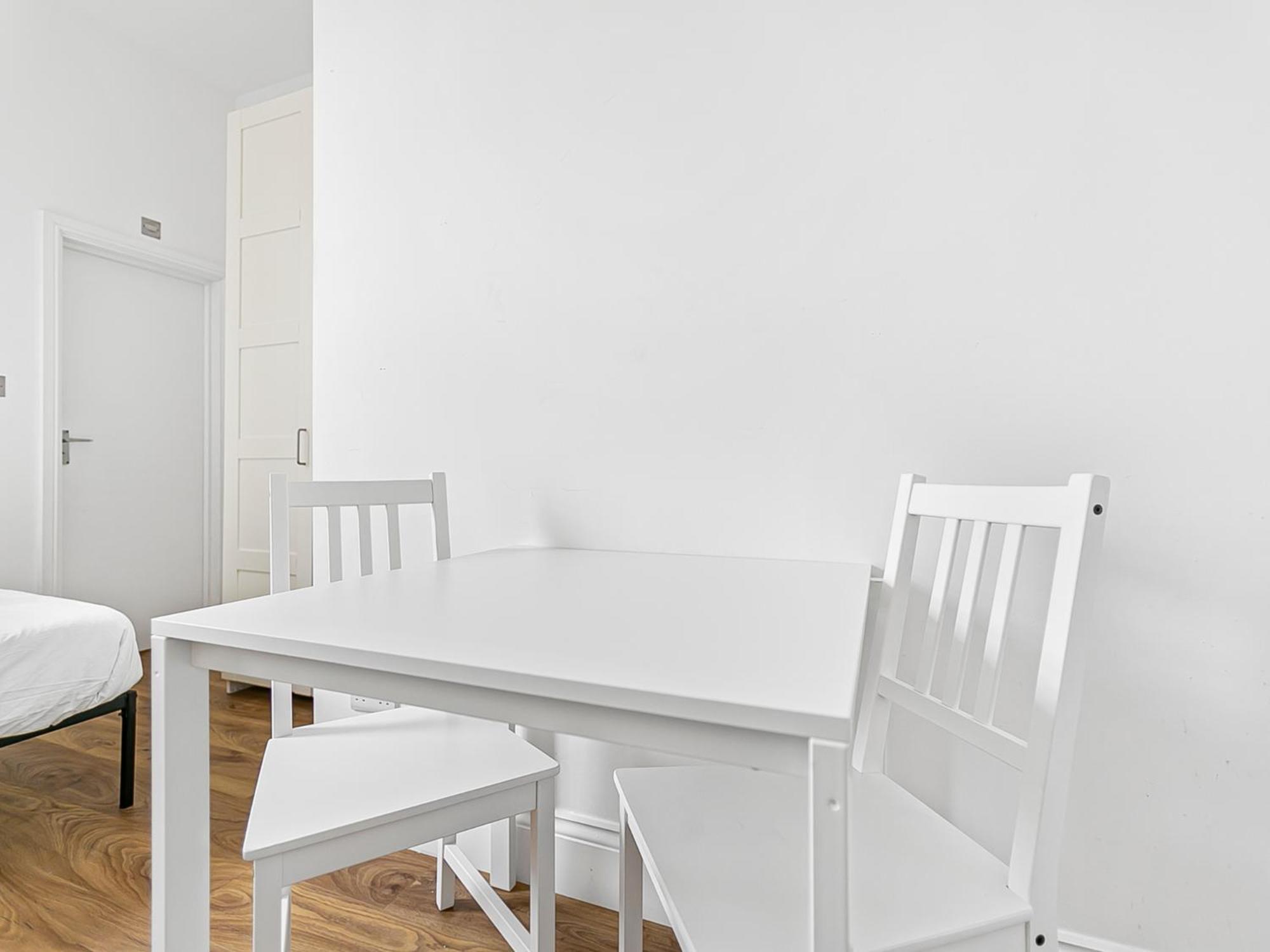 Cozy Brand New Studio In Hampsted Pass The Keys Apartment London