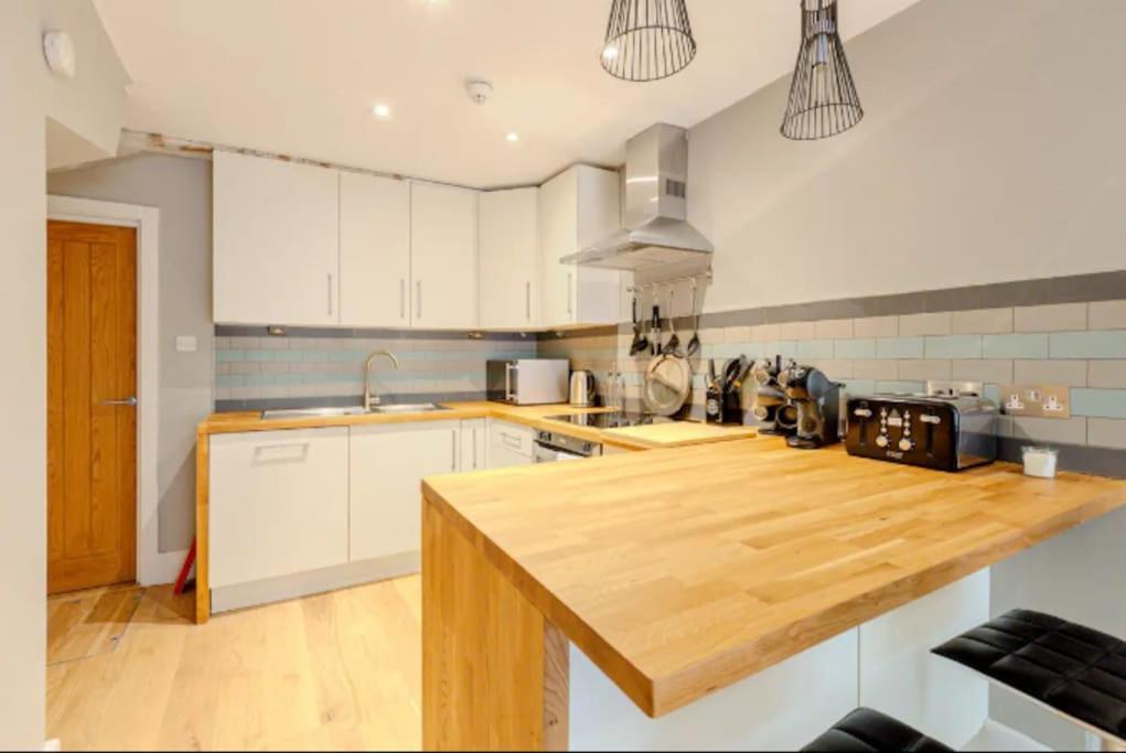 Appartement Gorgeous 4-level 3br - Check Profile