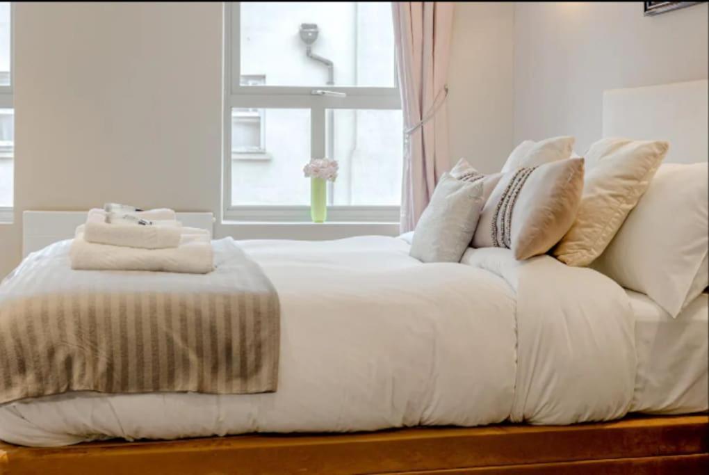 Gorgeous 4-level 3br - Check Profile Appartement *