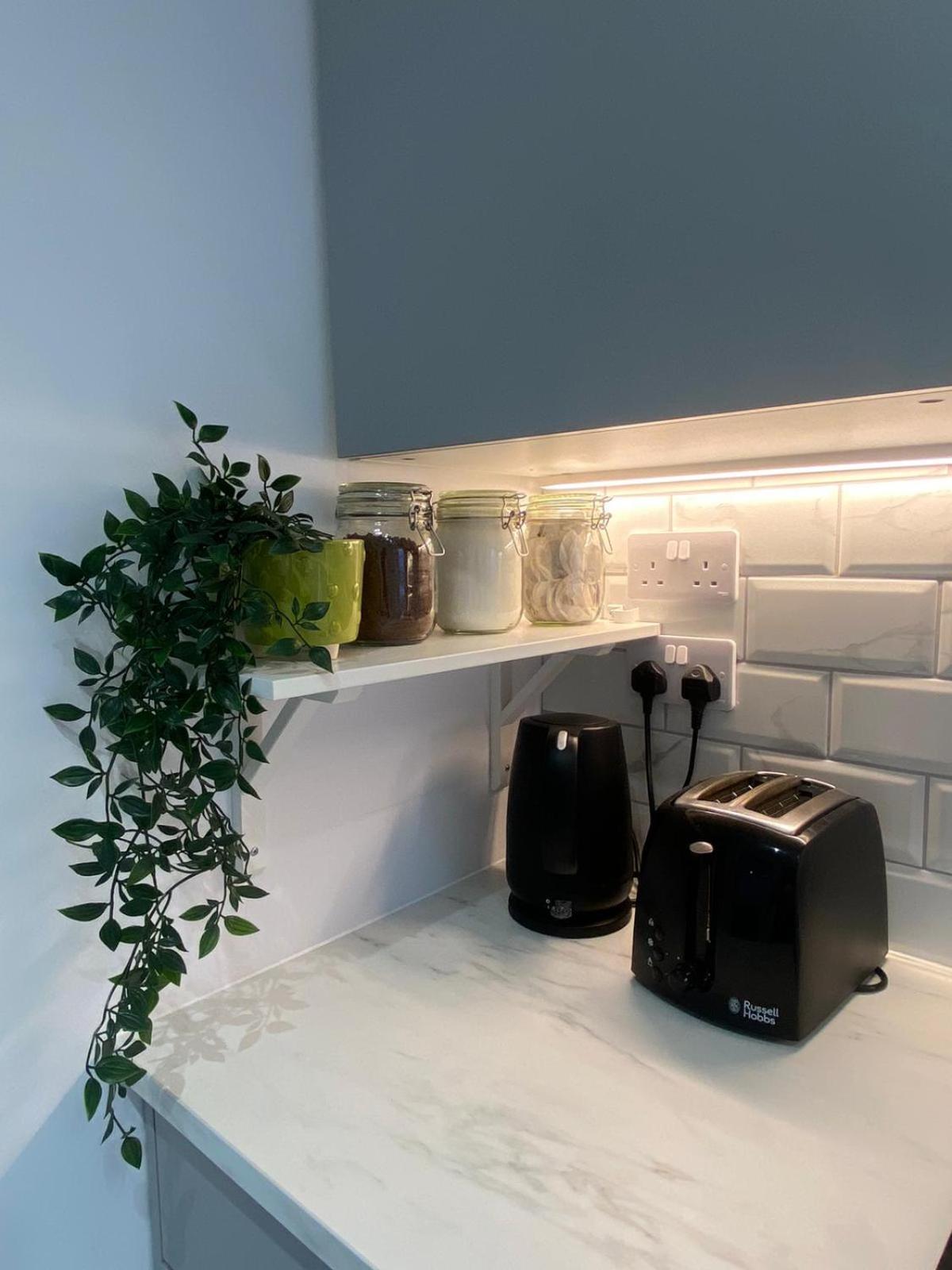 Vakantiehuis Beautiful Newly Renovated House Sleeps 6 People, Only 12 Minutes By Tube To Oxford Circus