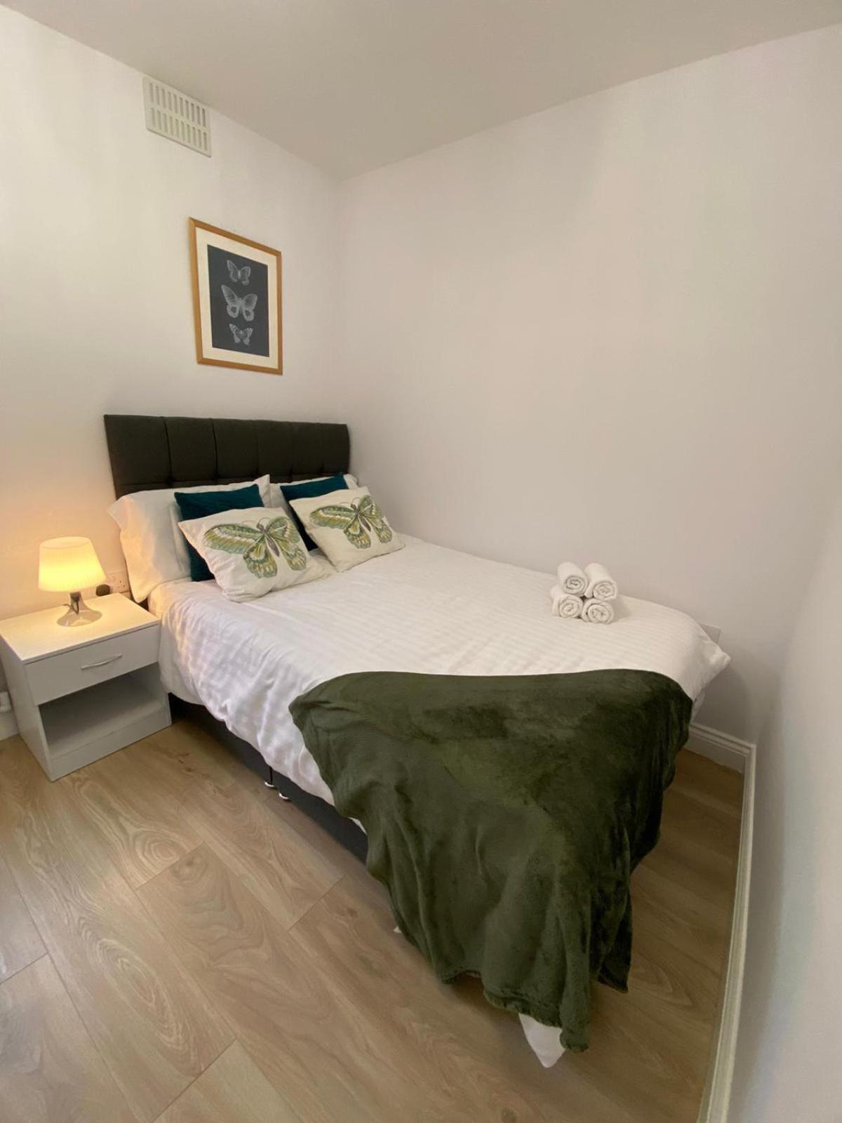Beautiful Newly Renovated House Sleeps 6 People, Only 12 Minutes By Tube To Oxford Circus Vakantiehuis *