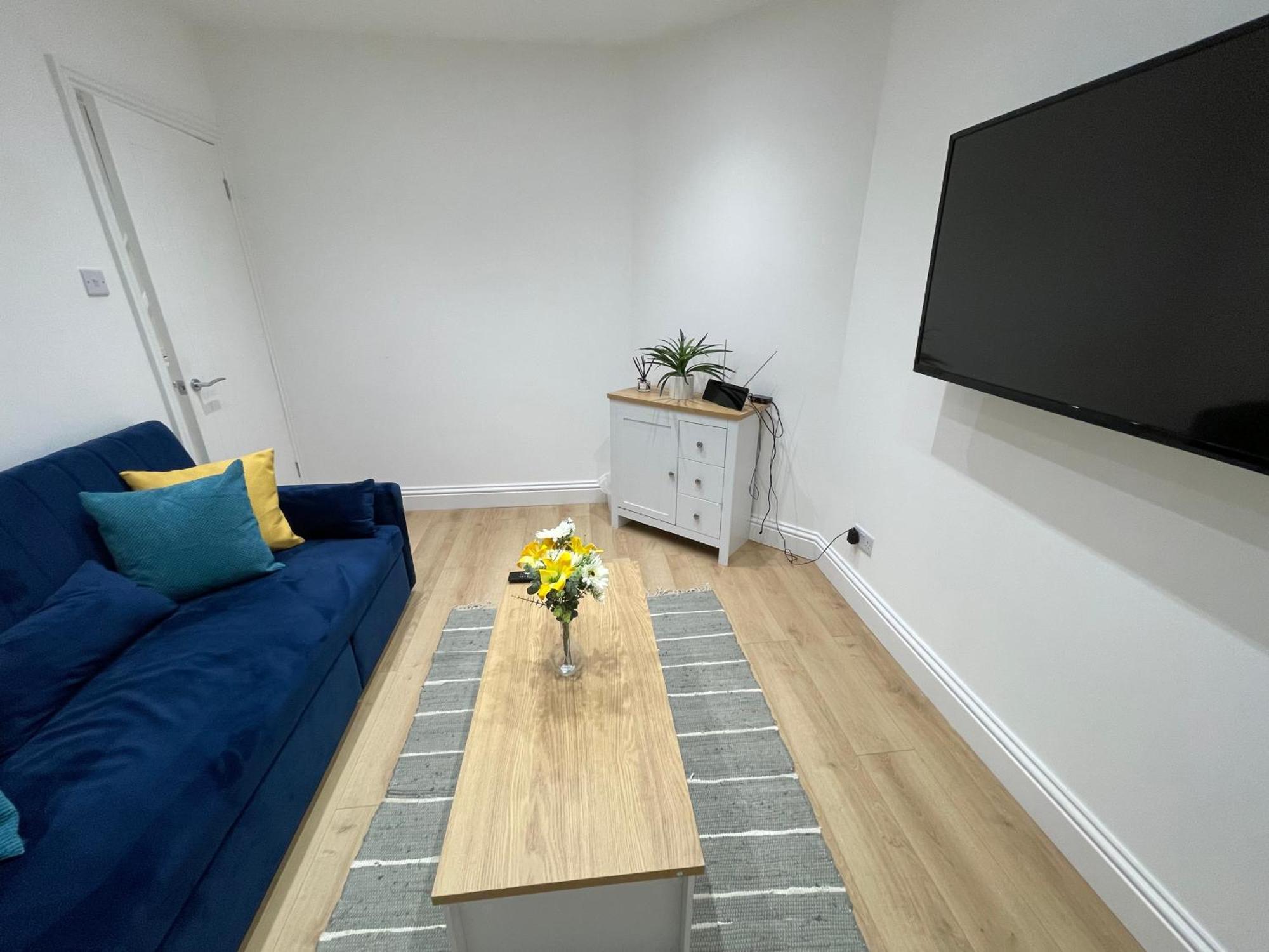 Vakantiehuis Beautiful Newly Renovated House Sleeps 6 People, Only 12 Minutes By Tube To Oxford Circus *