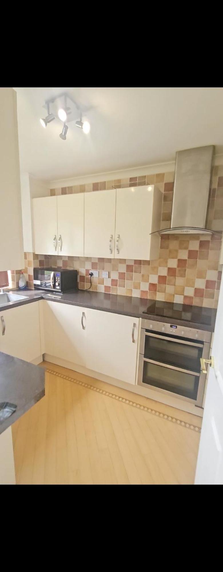 Heathrow Airport Pick Up-paid Uxbridge Cozy Shared Near Brunel *