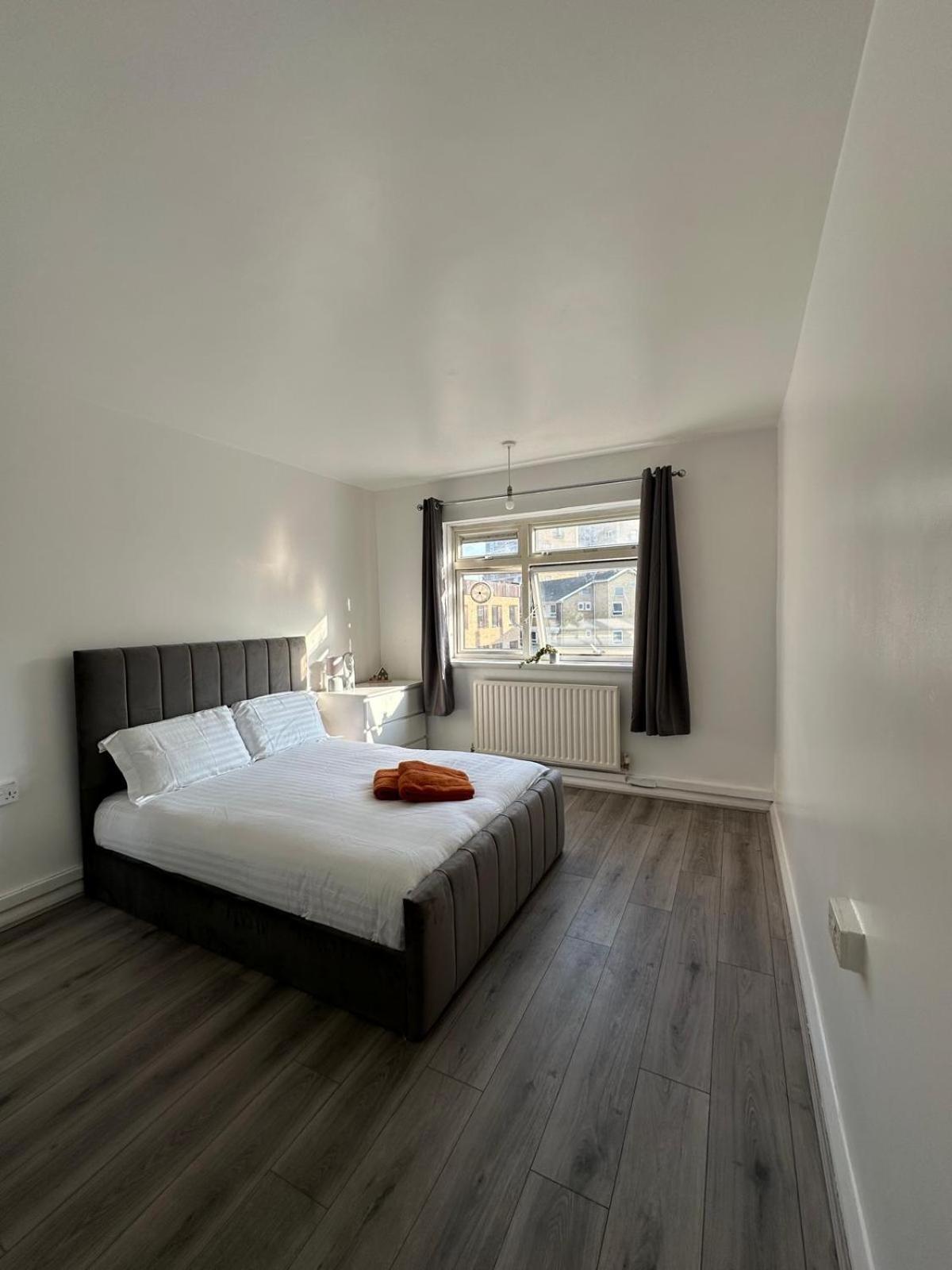 Accommodatie bij particulieren Modern In A 4 Bedroom Flat In London, Shared Bathroom! *