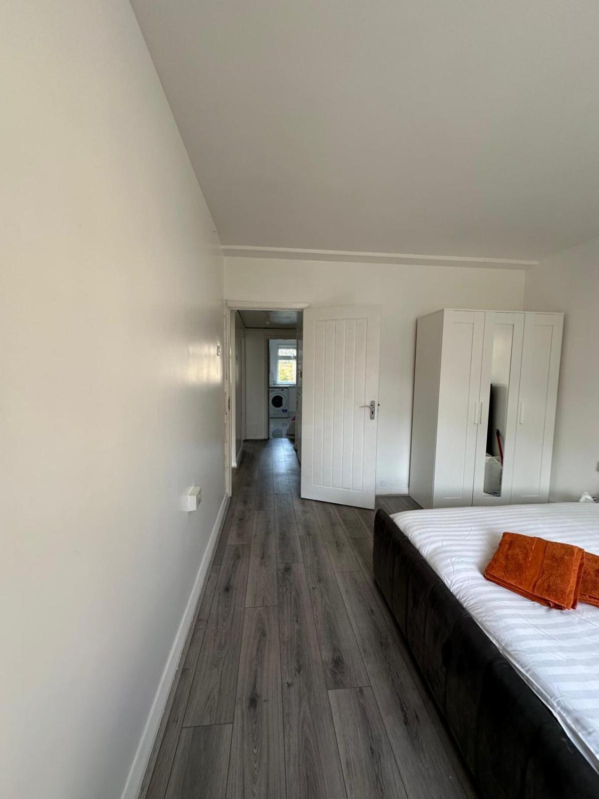 Accommodatie bij particulieren Modern In A 4 Bedroom Flat In London, Shared Bathroom!