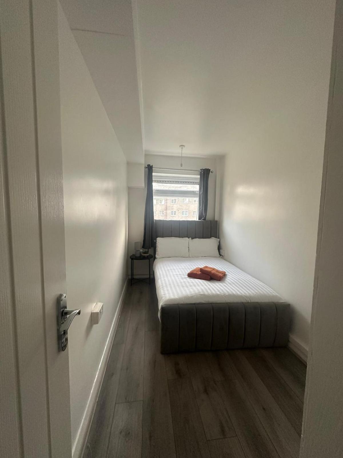 Accommodatie bij particulieren Modern In A 4 Bedroom Flat In London, Shared Bathroom!