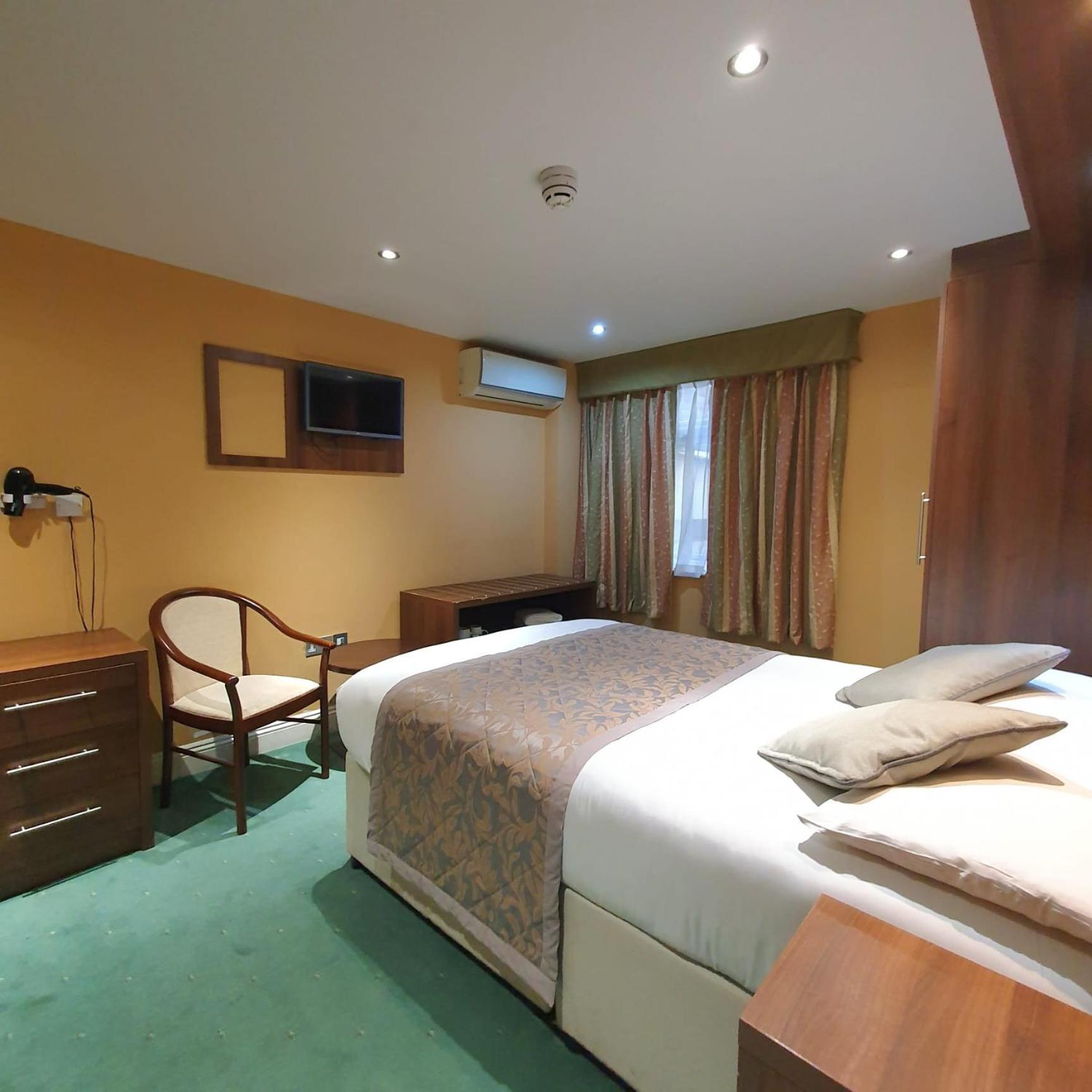 Oliver Hotel London