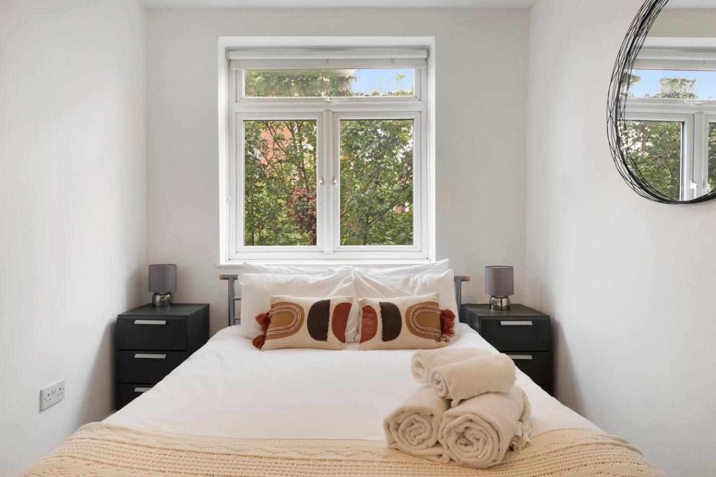2 Bed Apartment- Finsbury Park Station B