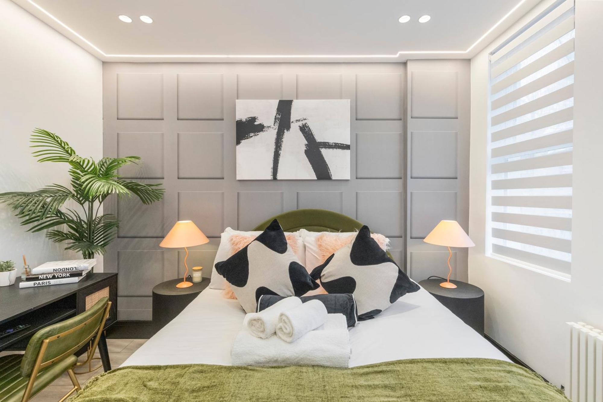 Leilighet Unwind In Style 2br With Cozy Backyard For Groups *
