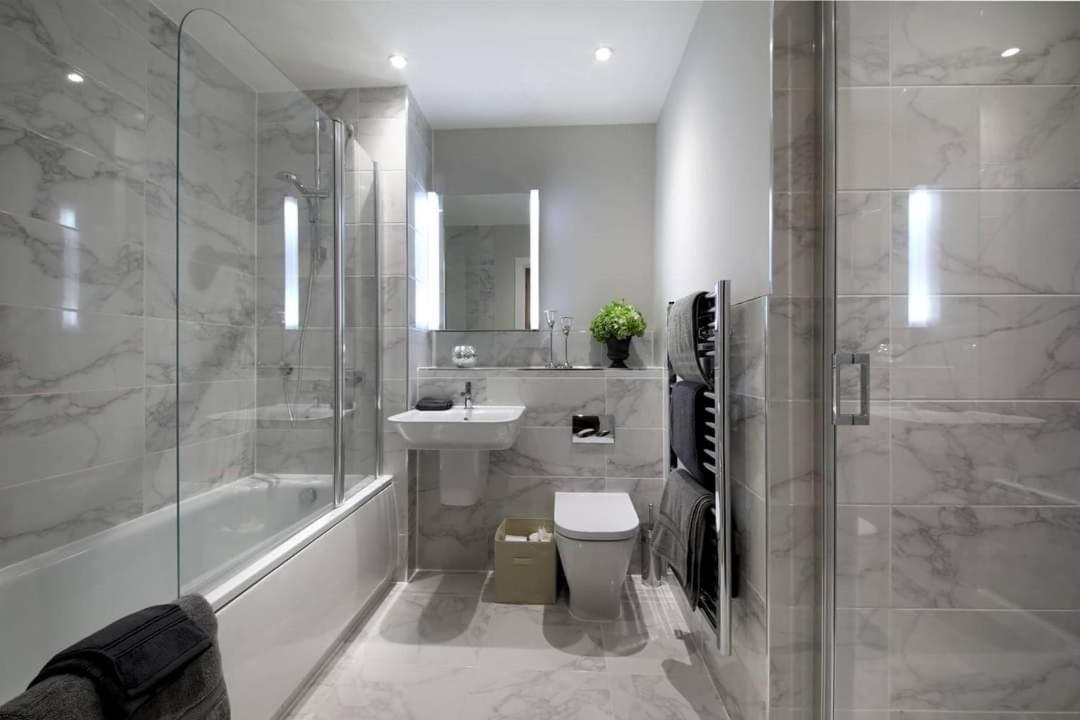 3b Modern - Garden & Free Parking Apartment