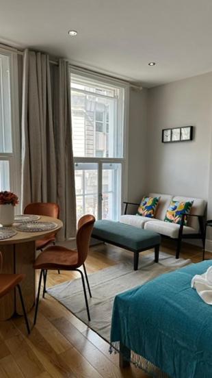 Apartment Modern Flat In