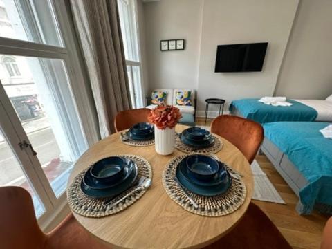 Modern Flat In London