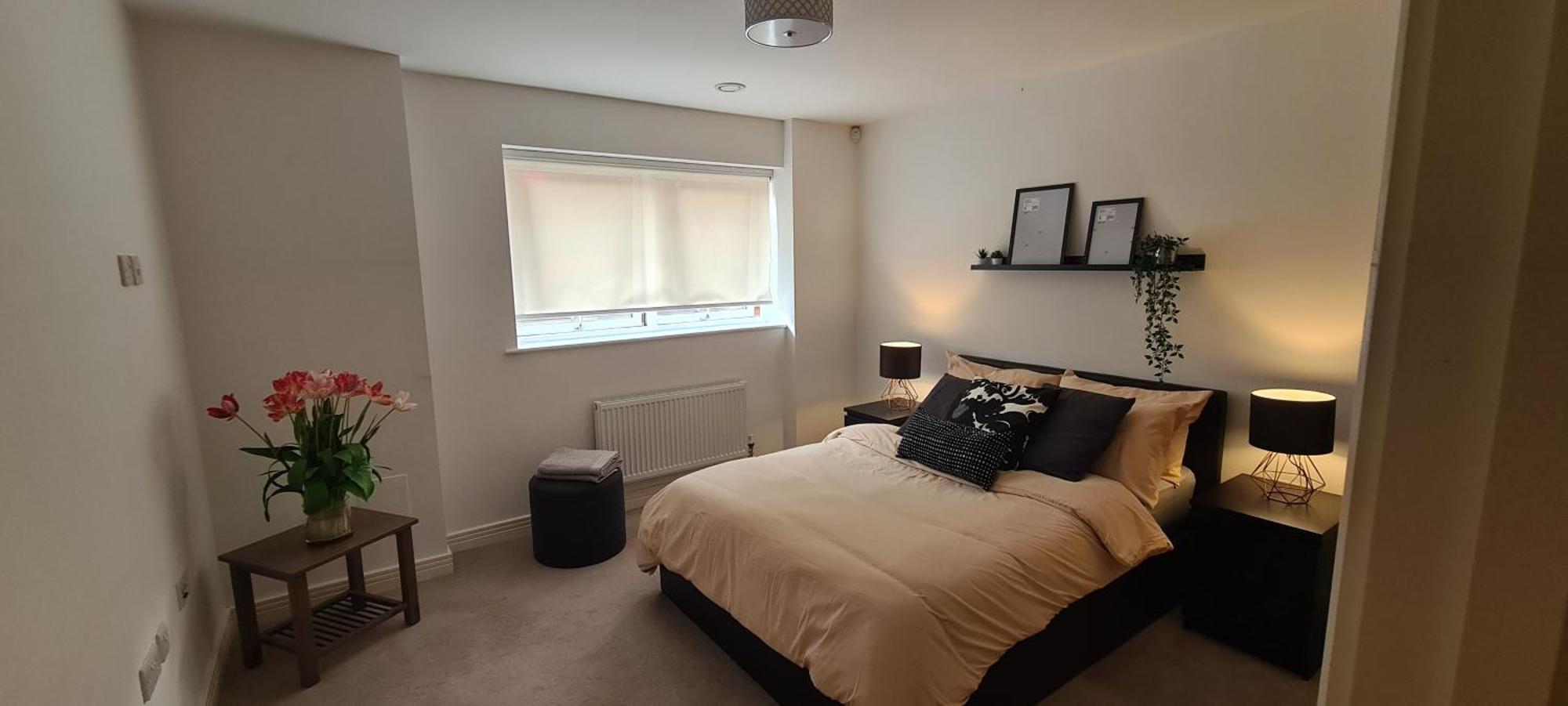 Apartment 3b Modern - Garden & Free Parking *