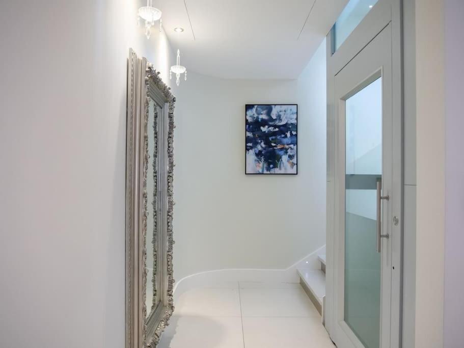 Elegant Penthouse In Prime Location Londres