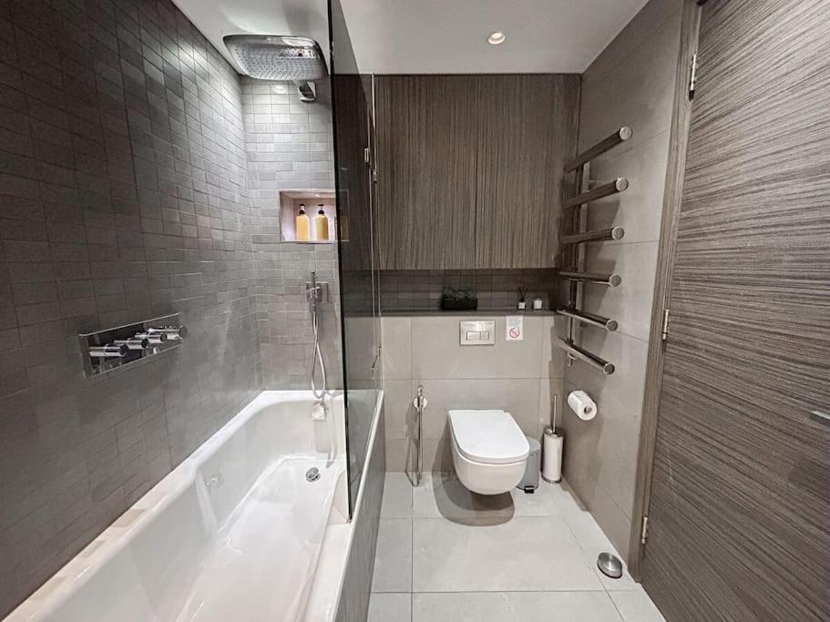 Apartamento Elegant Penthouse In Prime Location Londres