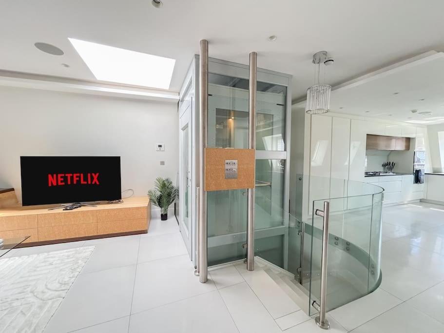 Elegant Penthouse In Prime Location Apartamento *