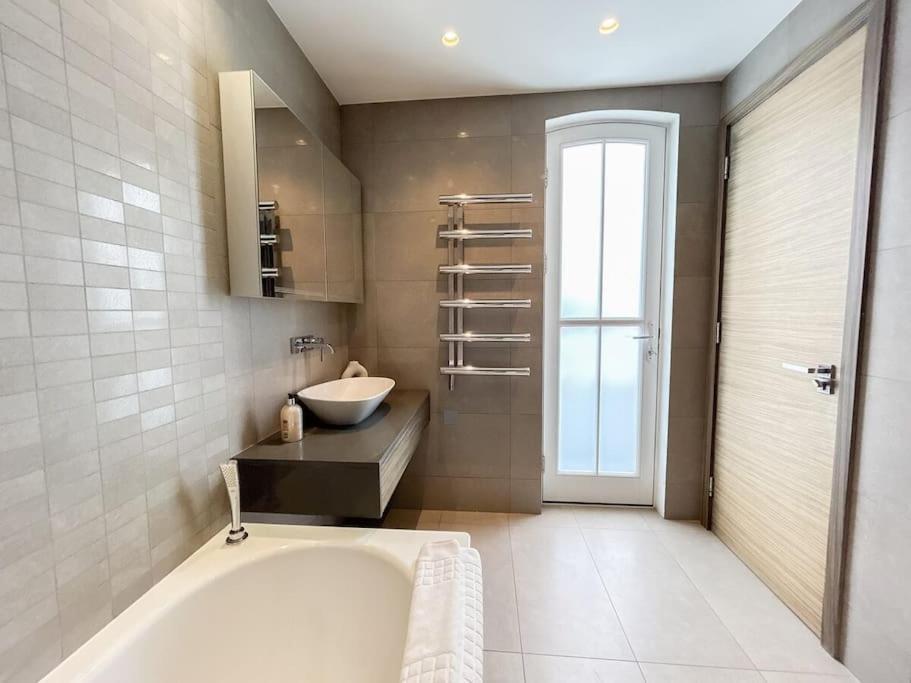 Elegant Penthouse In Prime Location * Londres