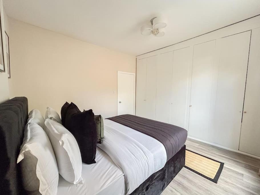 Trendy Hideaway London