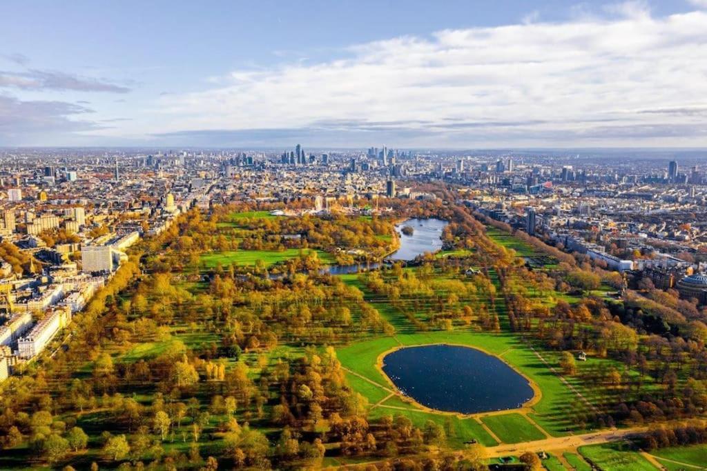 Trendy Hideaway London