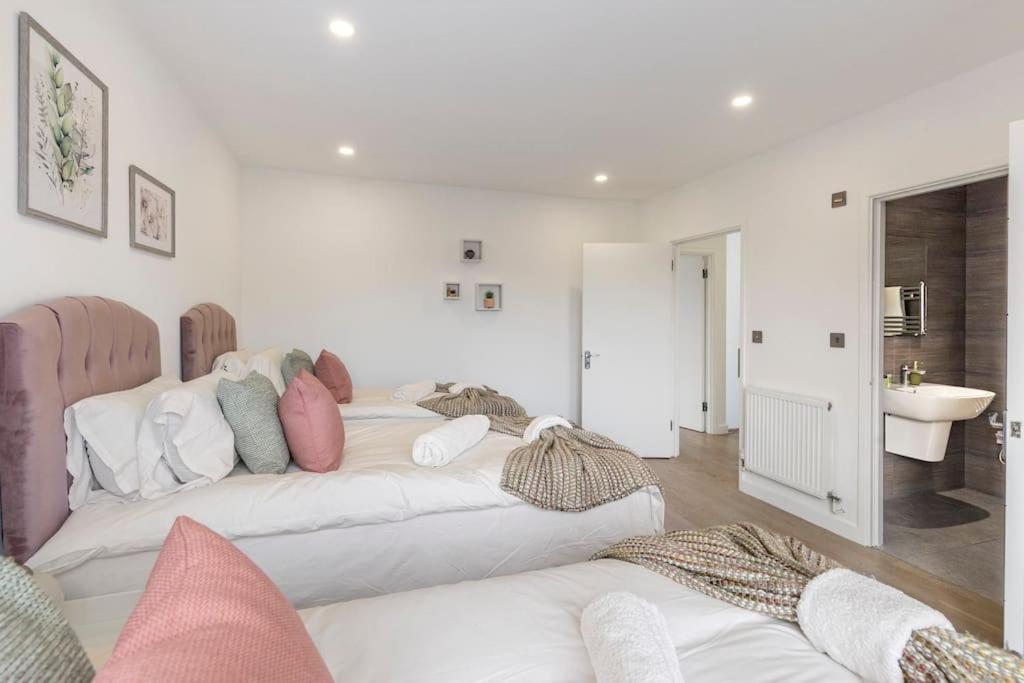 The Velvet Retreat Apartment London