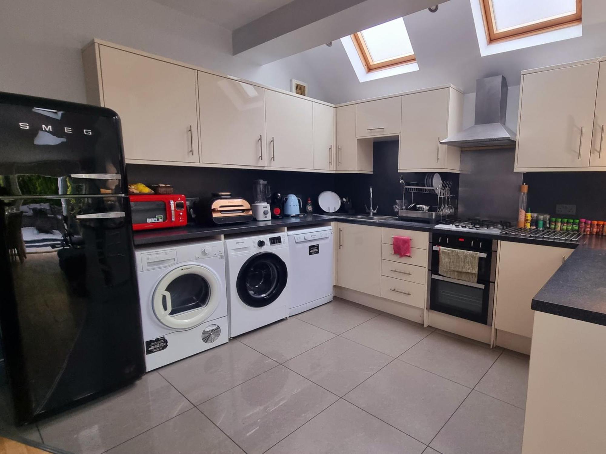 Garden View Double Room, 20 Mins To London, 1gb Internet *
