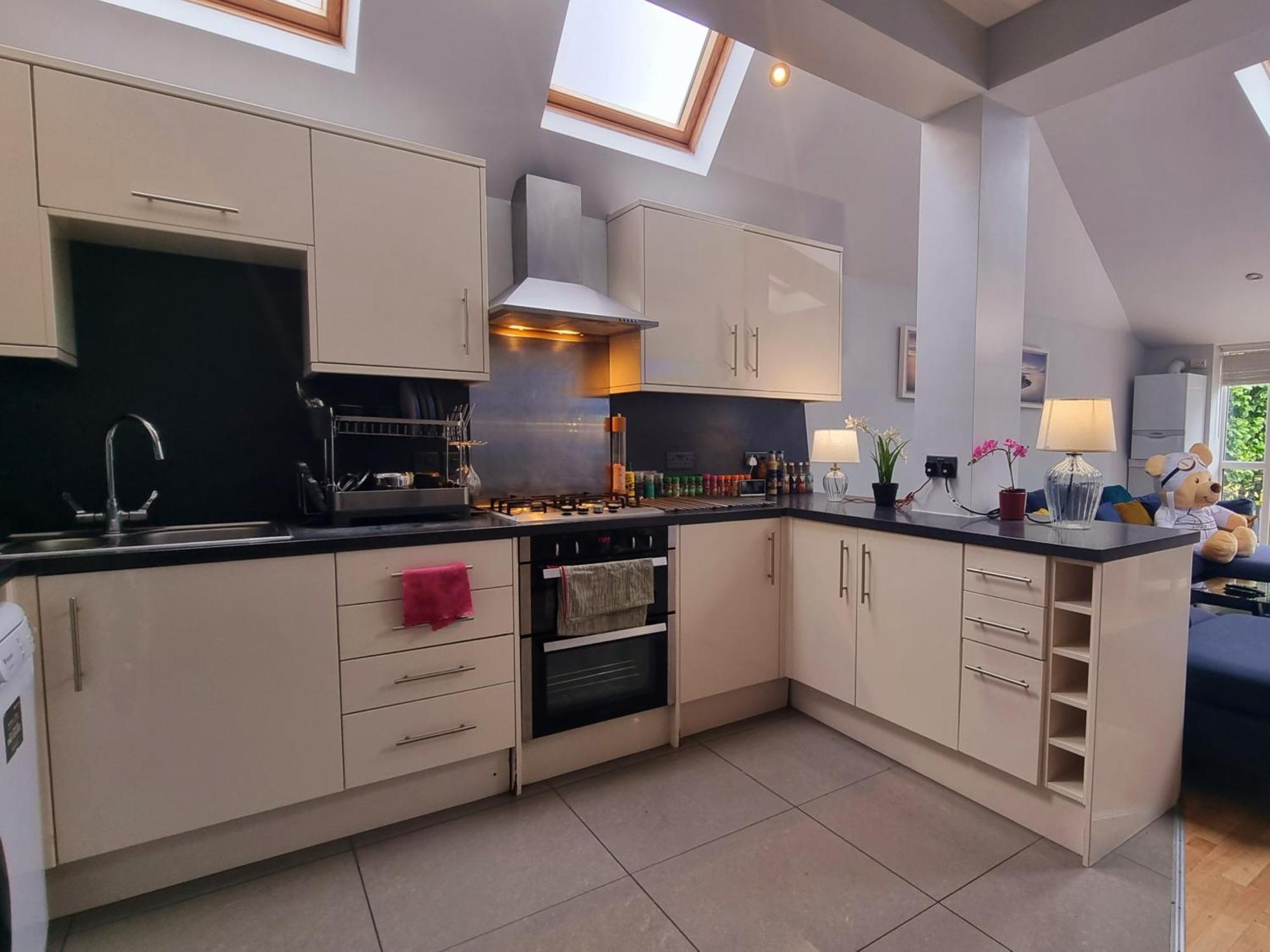 Accommodatie bij particulieren Garden View Double Room, 20 Mins To London, 1gb Internet Londen